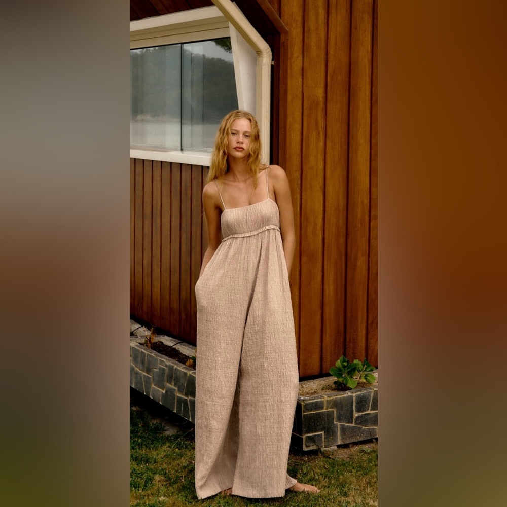 Zara structured long jumpsuit. Size XS